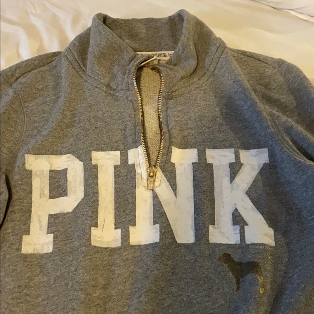 VS quarter zip